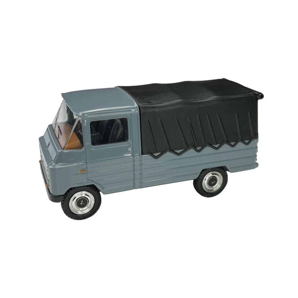 Zuk Diecast Truck Model 1:43