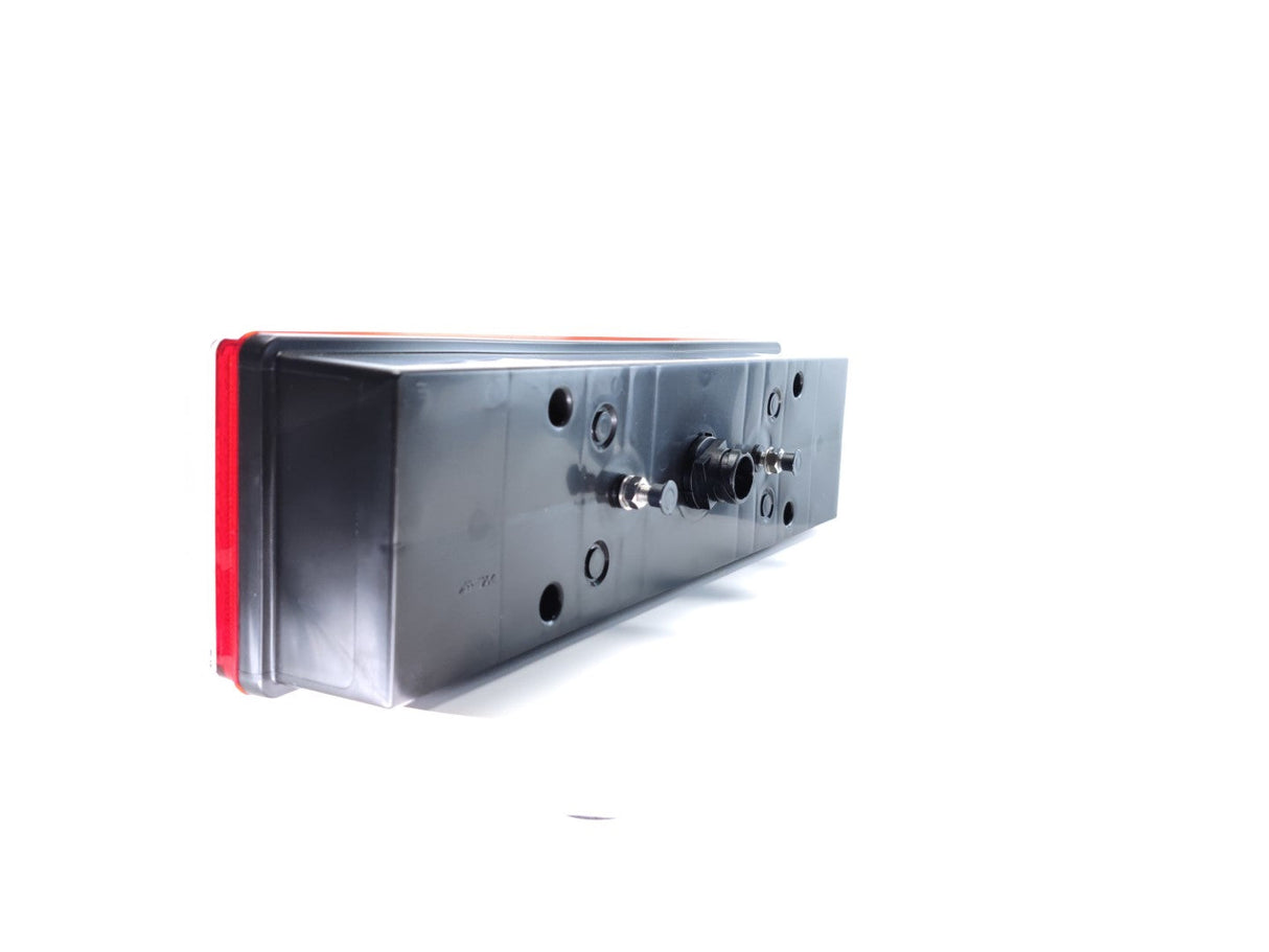 Rear 7-Chamber LED Tail Light with License Plate Illumination