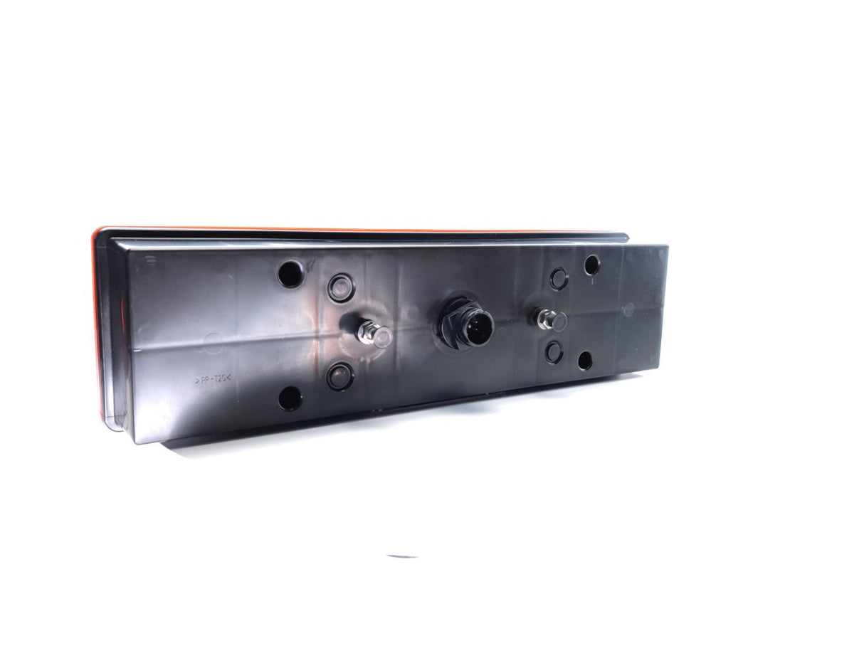 Rear 7-Chamber LED Tail Light with License Plate Illumination